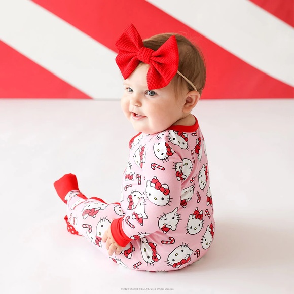 POSH PEANUT X HELLO KITTY CANDY CANE MEDLEY CONVERTIBLE PAJAMAS - Picture 4 of 9